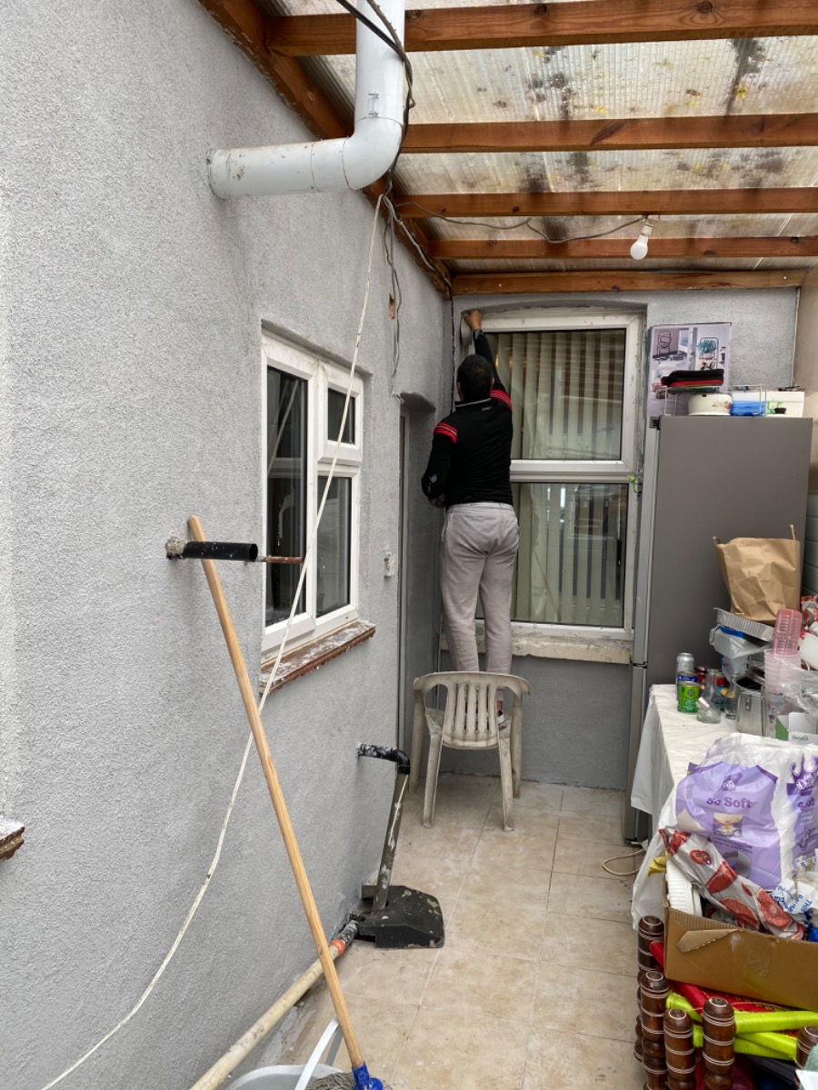 Painter and Decorator: Image 8