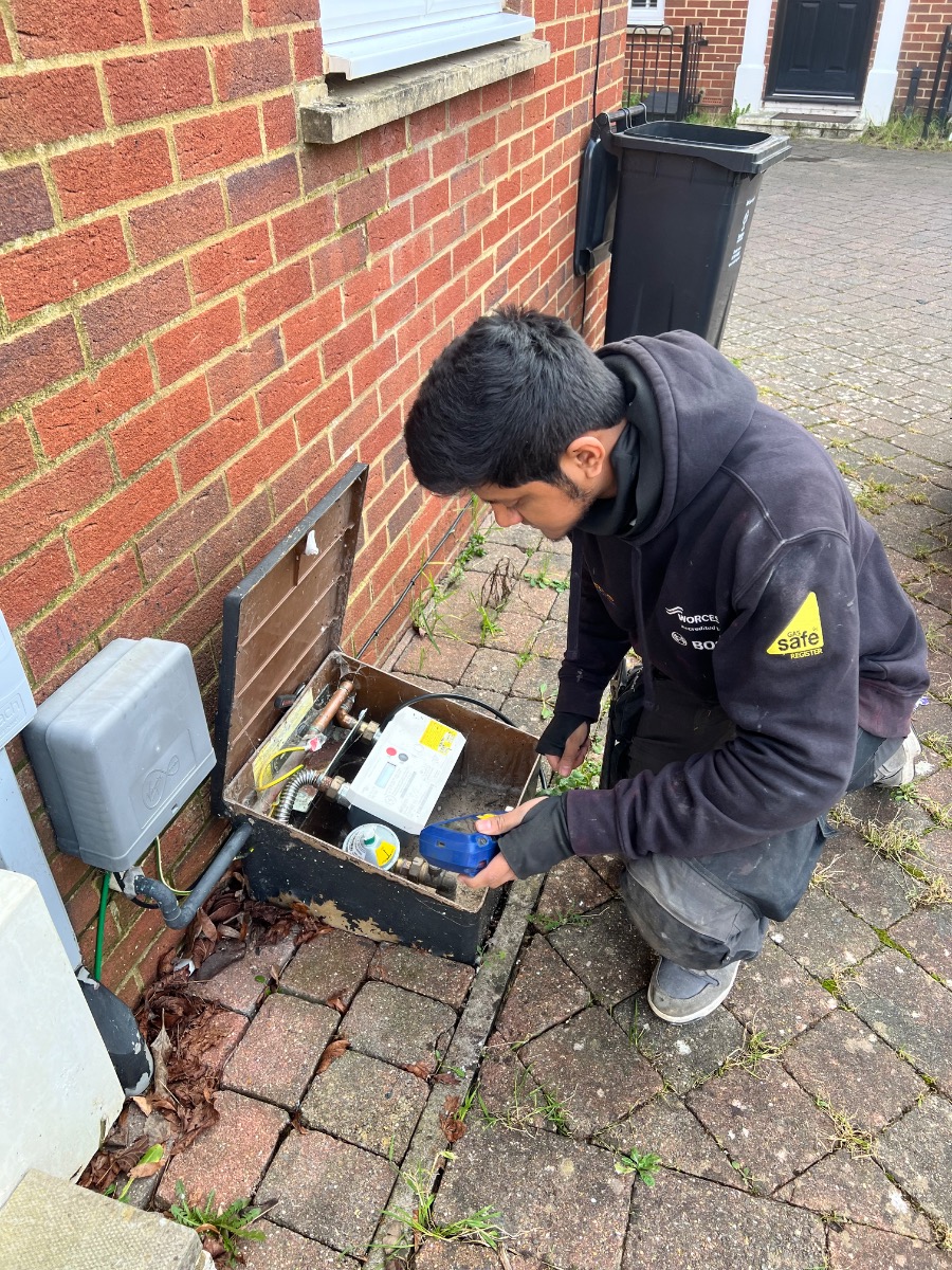 Heating Engineer: Image 2