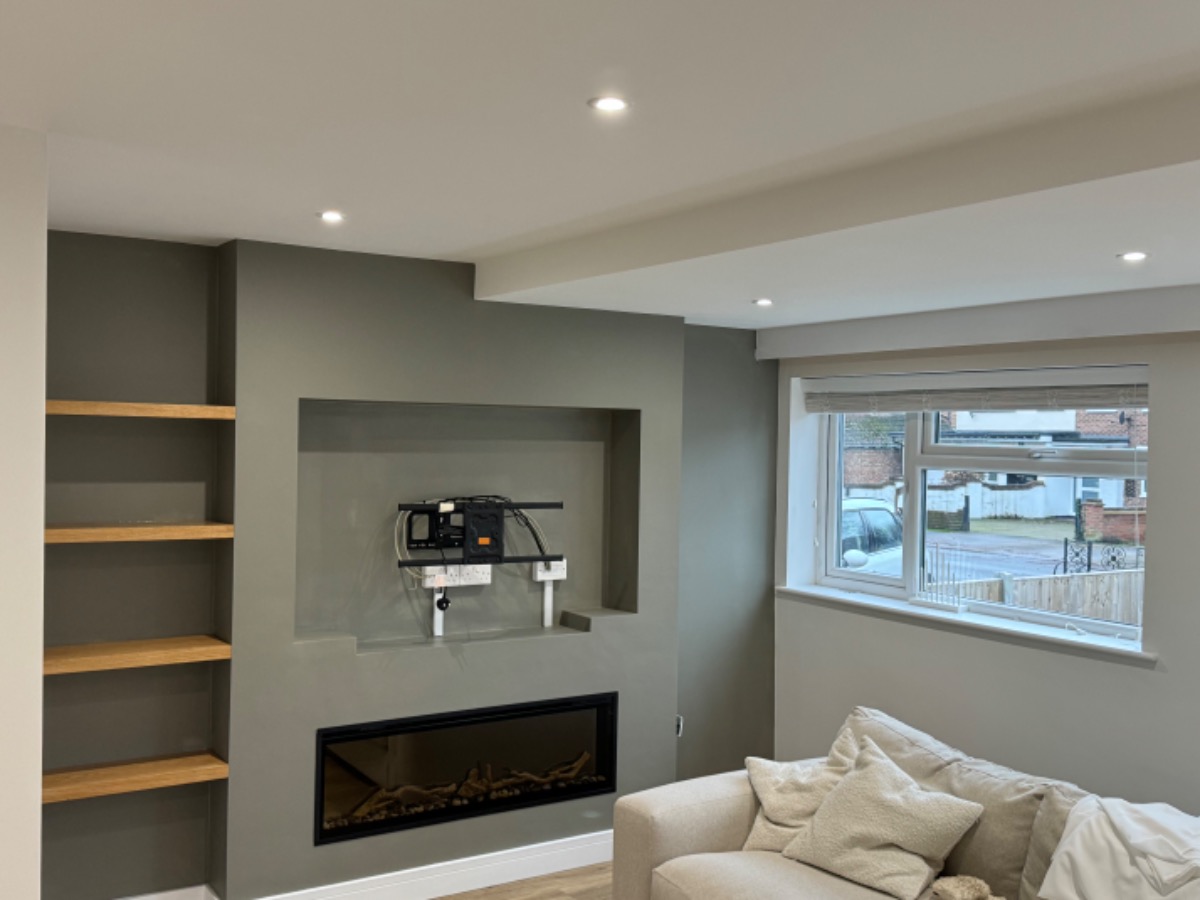 Painter and Decorator: Image 3