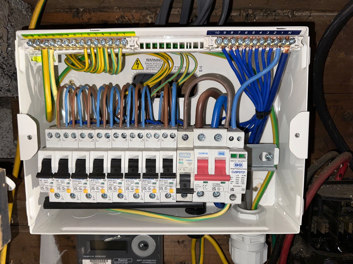 Electrician: Image 20