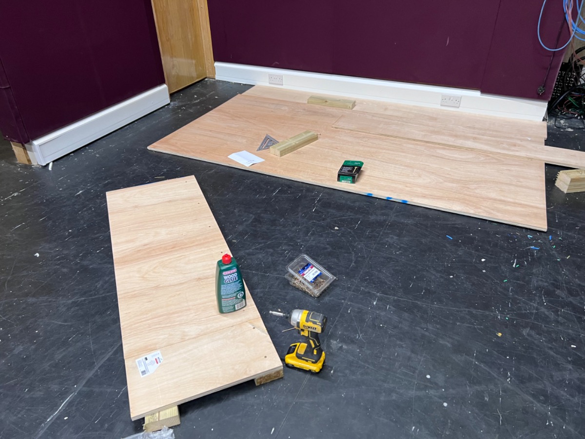 Carpenter and Joiner: Image 9