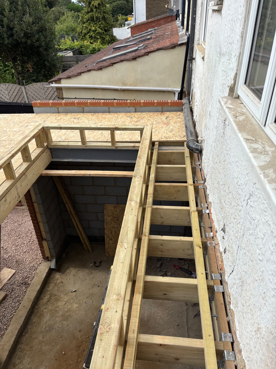 Builder: Image 1