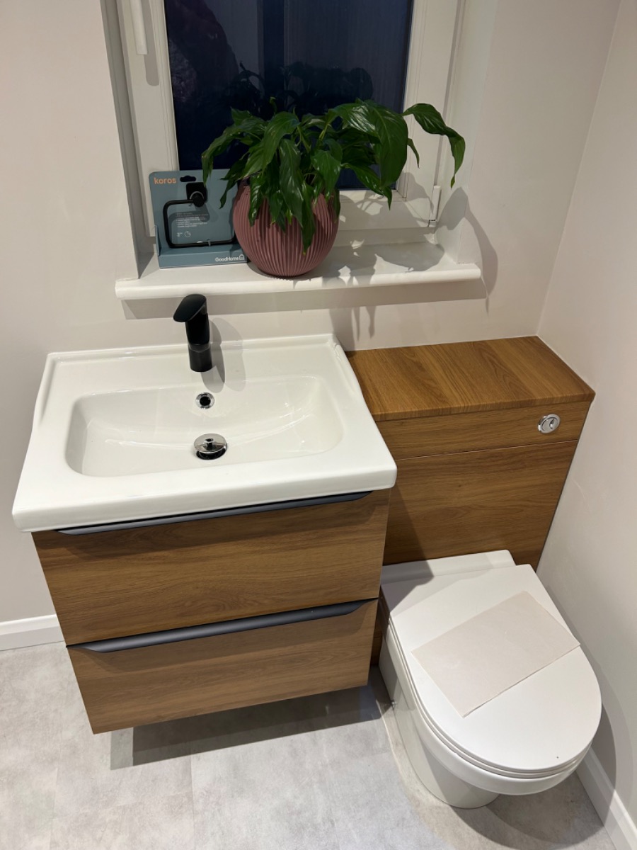 Bathroom Fitter: Image 1
