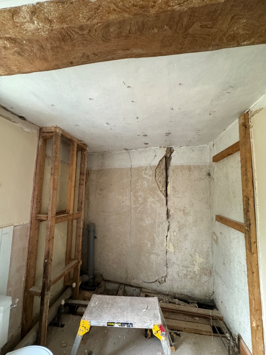 Bathroom Fitter: Image 1