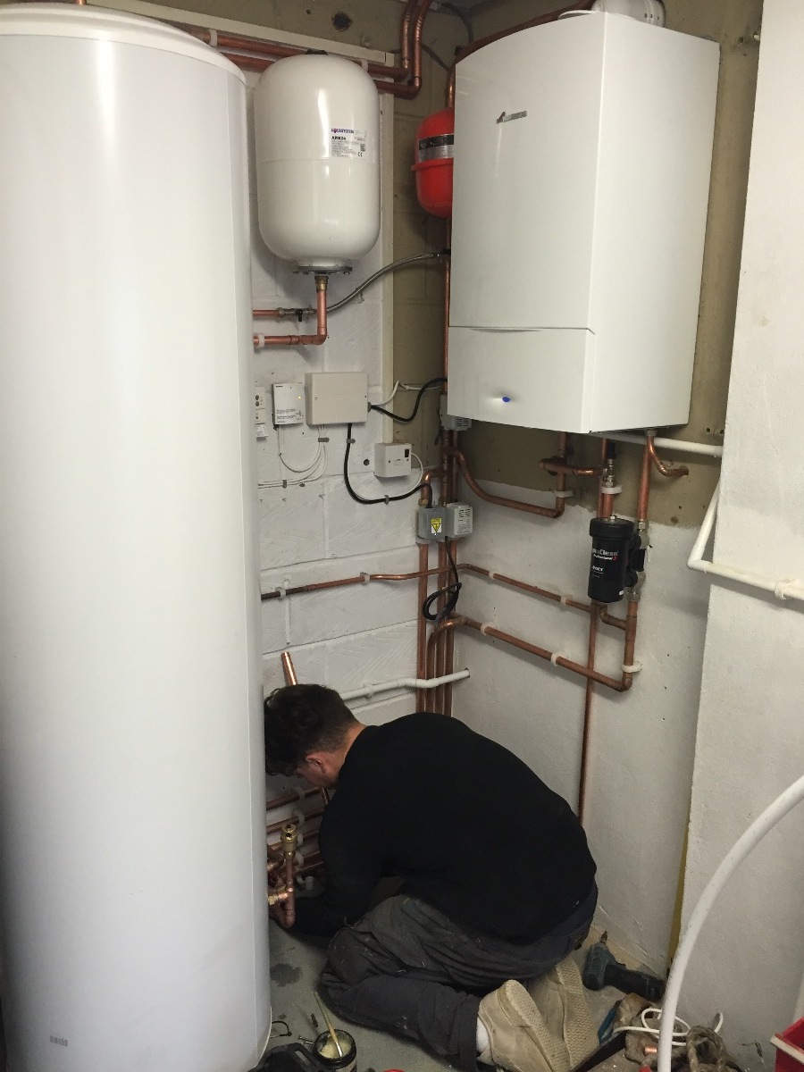 Heating Engineer: Image 1