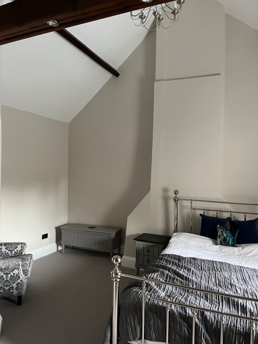Painter and Decorator: Image 3