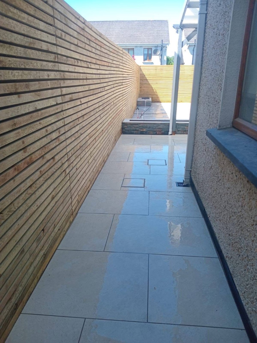 Company: Image 20