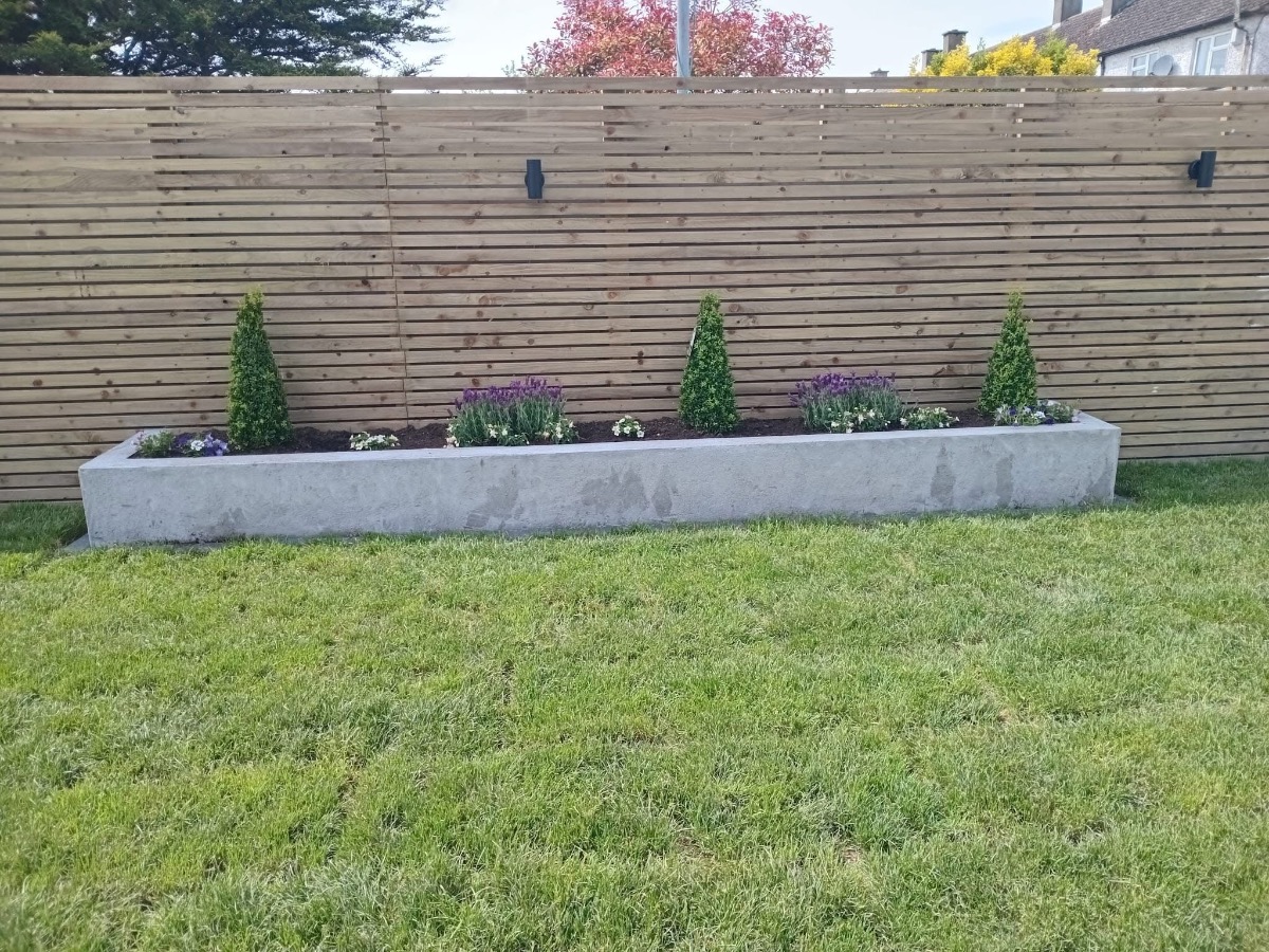 Landscaper: Image 2