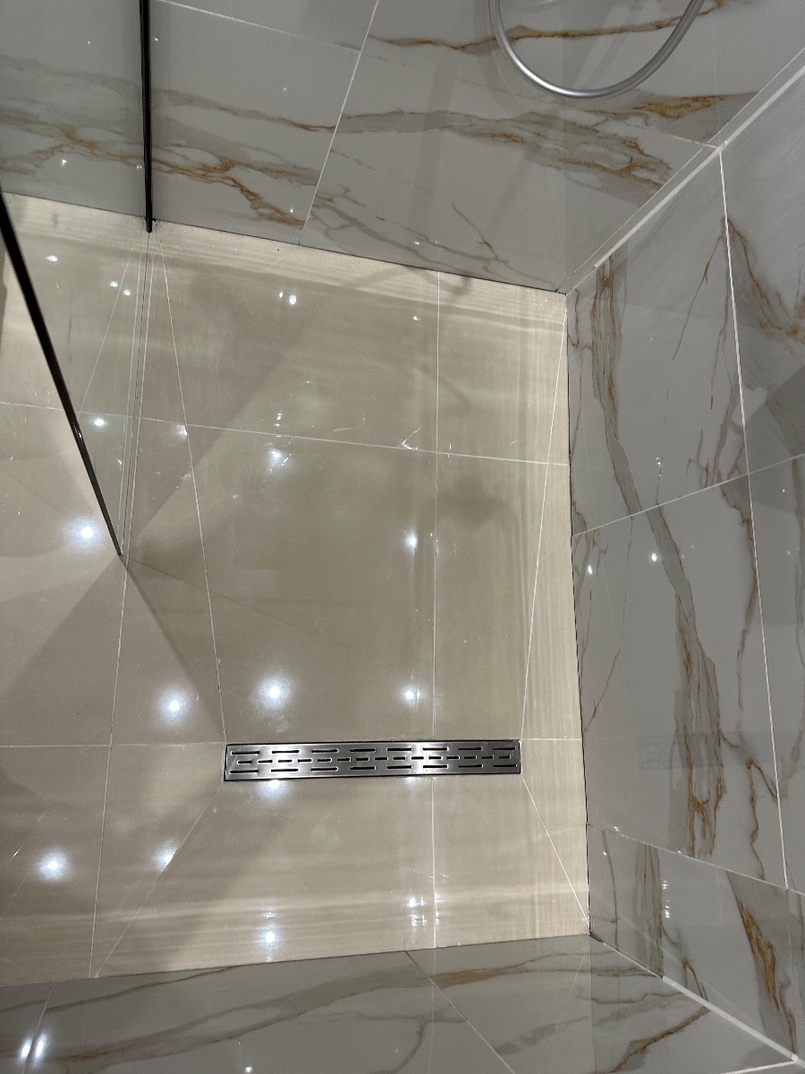 Bathroom Fitter: Image 1