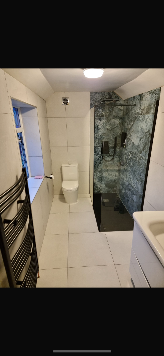 Bathroom Fitter: Image 1