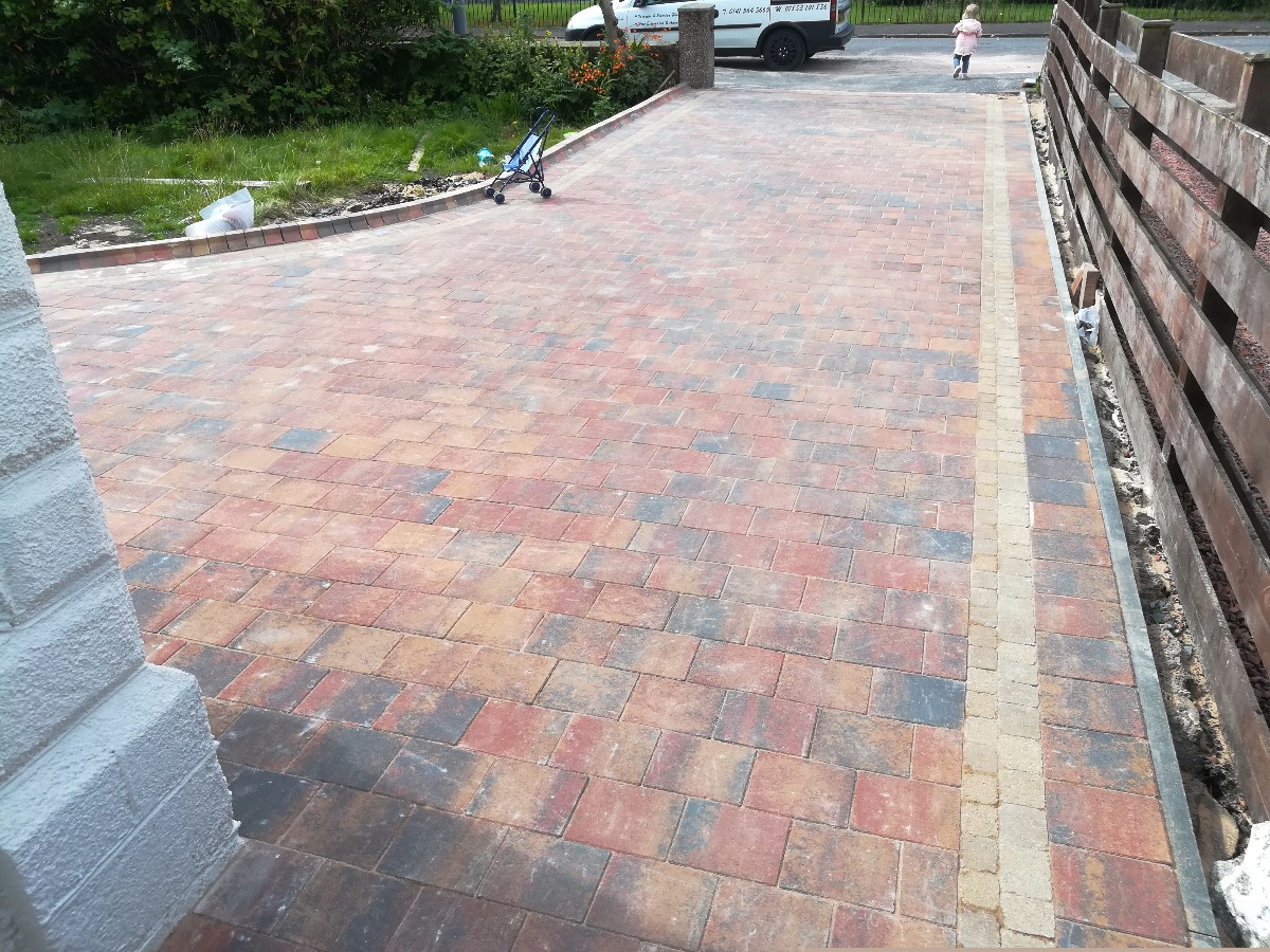 Builder: Image 1