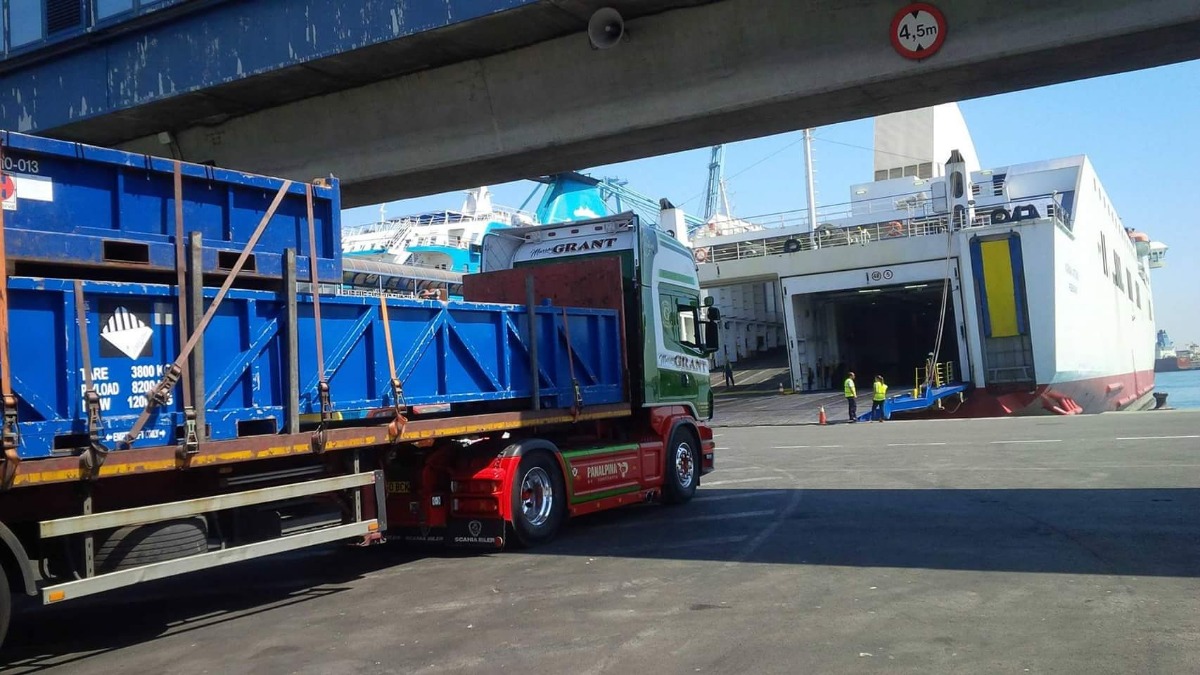 Removals and Storage: Image 1