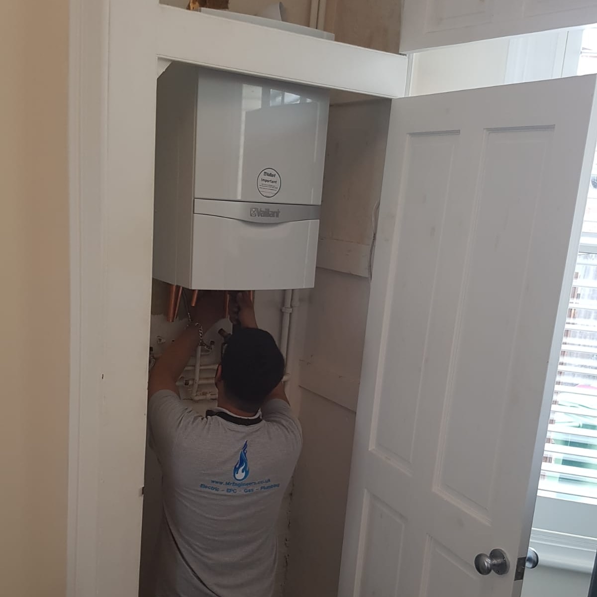Heating Engineer: Image 1