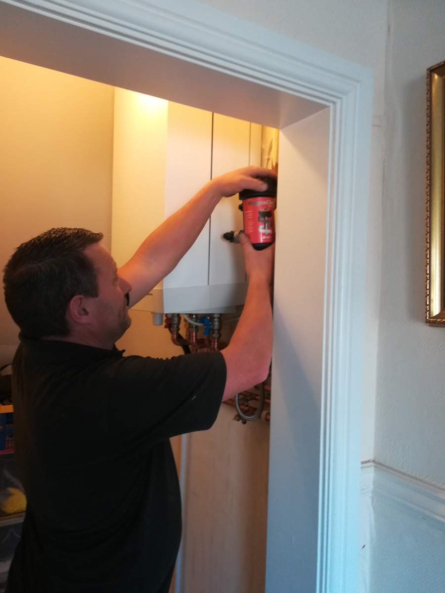 Heating Engineer: Image 2