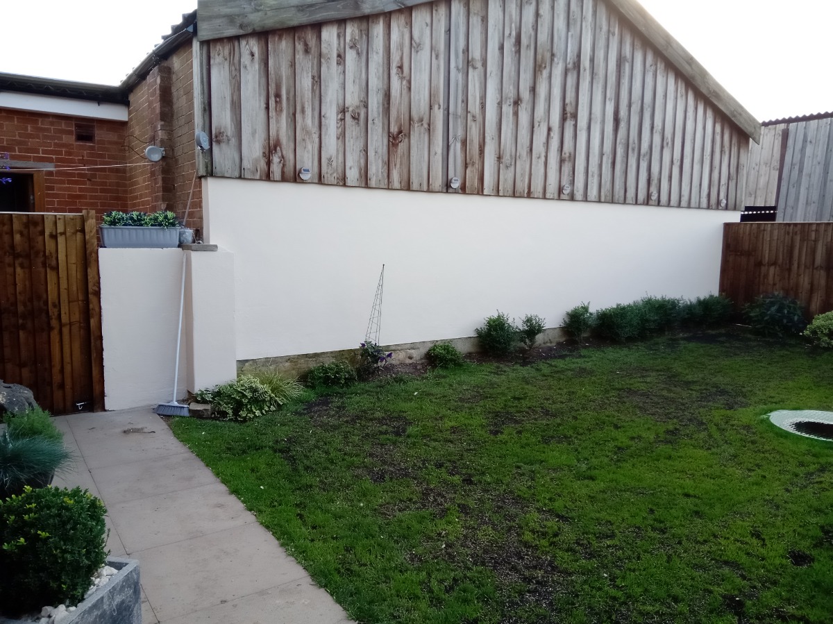 Painter and Decorator: Image 3