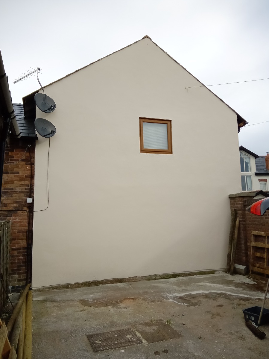 Painter and Decorator: Image 2