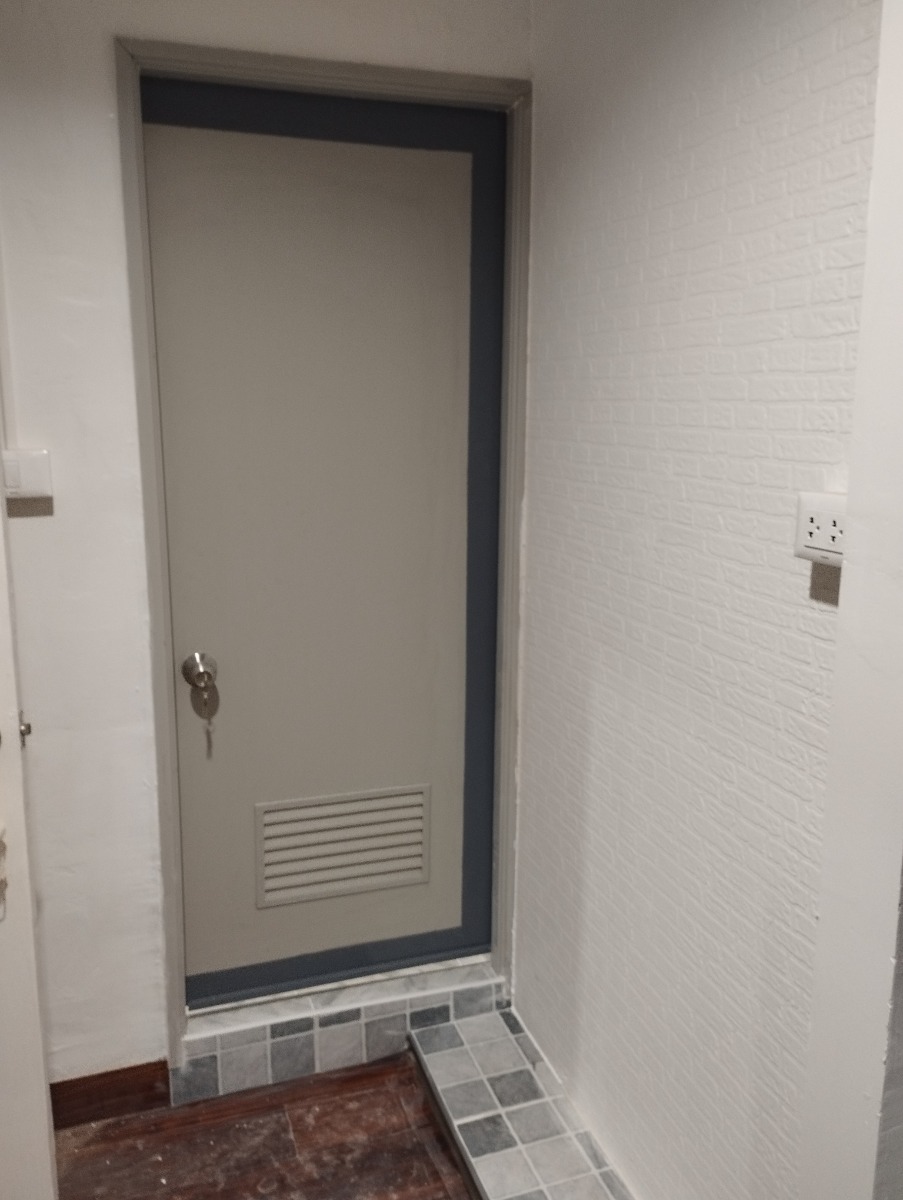 Builder: Image 47