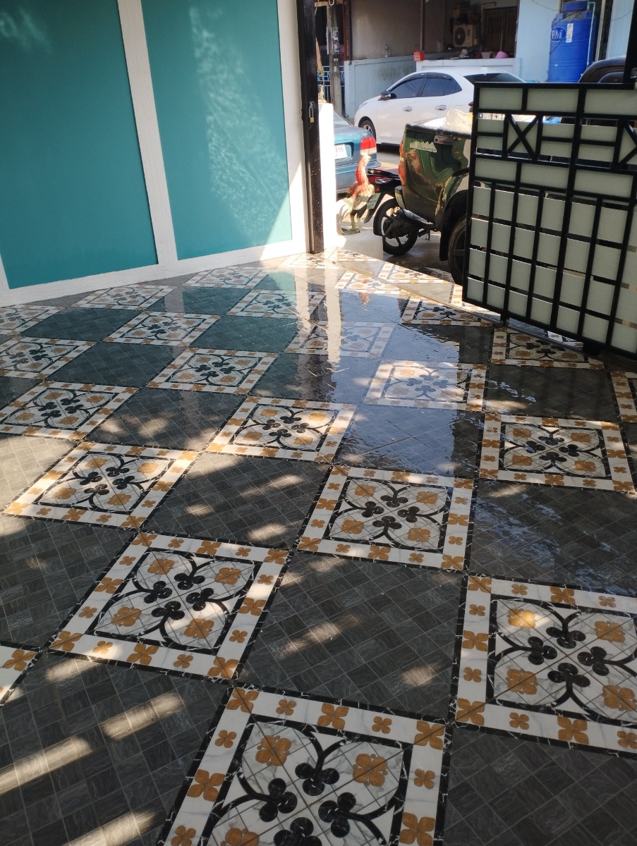 Builder: Image 36