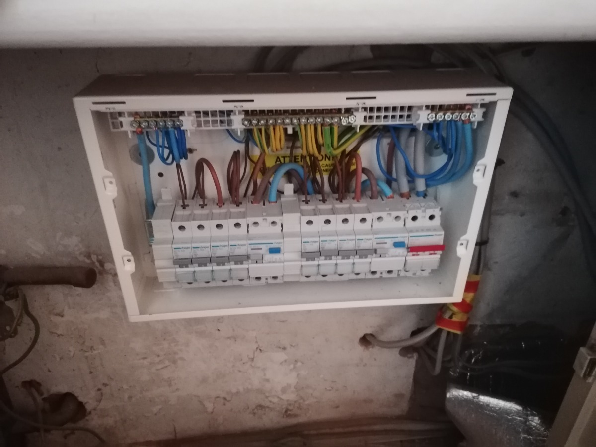 Electrician: Image 2