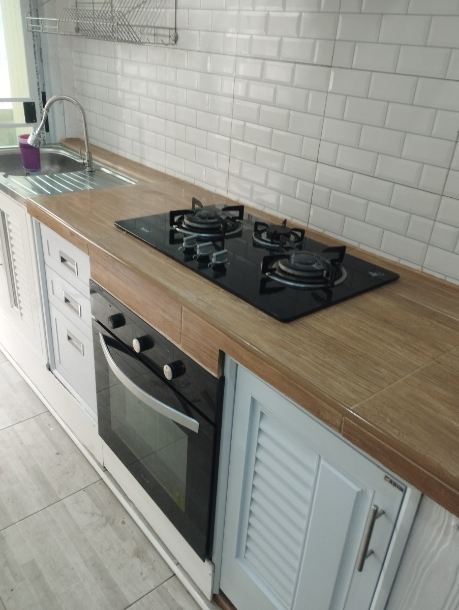 Kitchen Fitter: Image 2