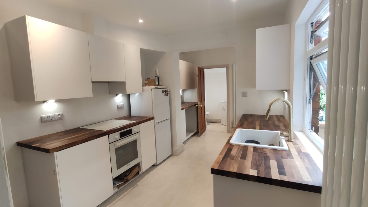 Kitchen Fitter: Image 12