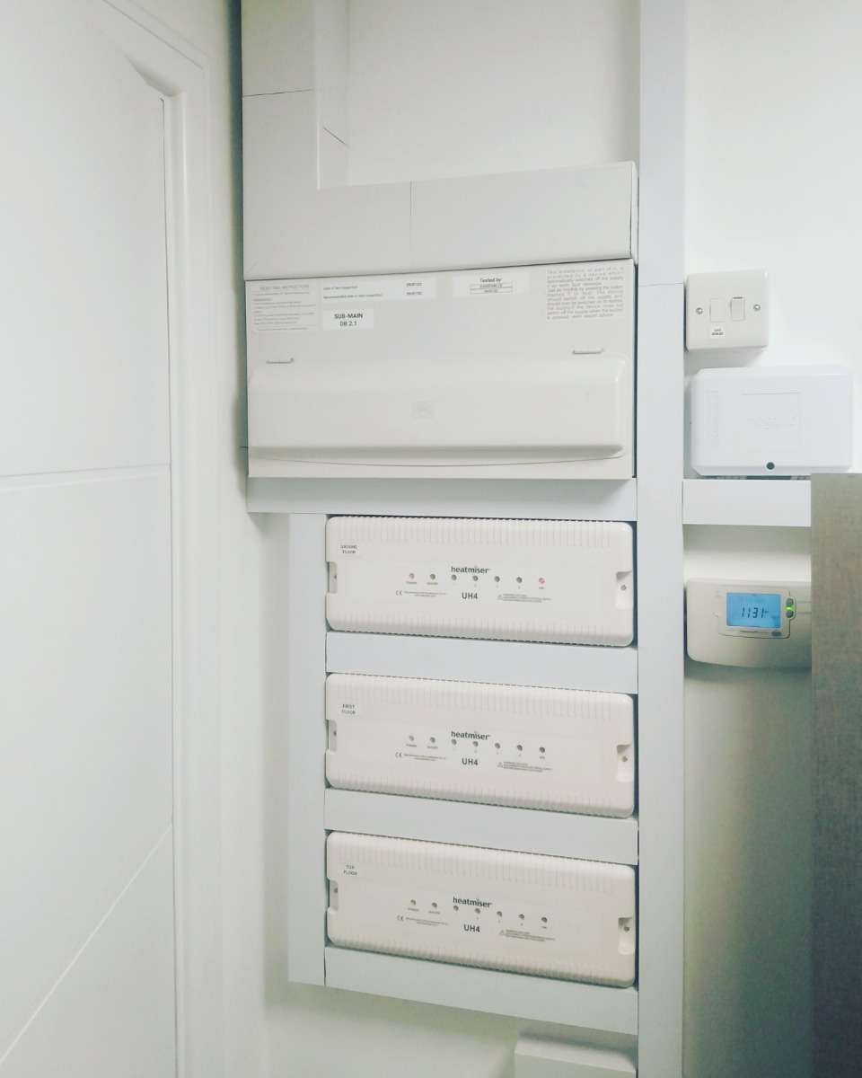Electrician: Image 19