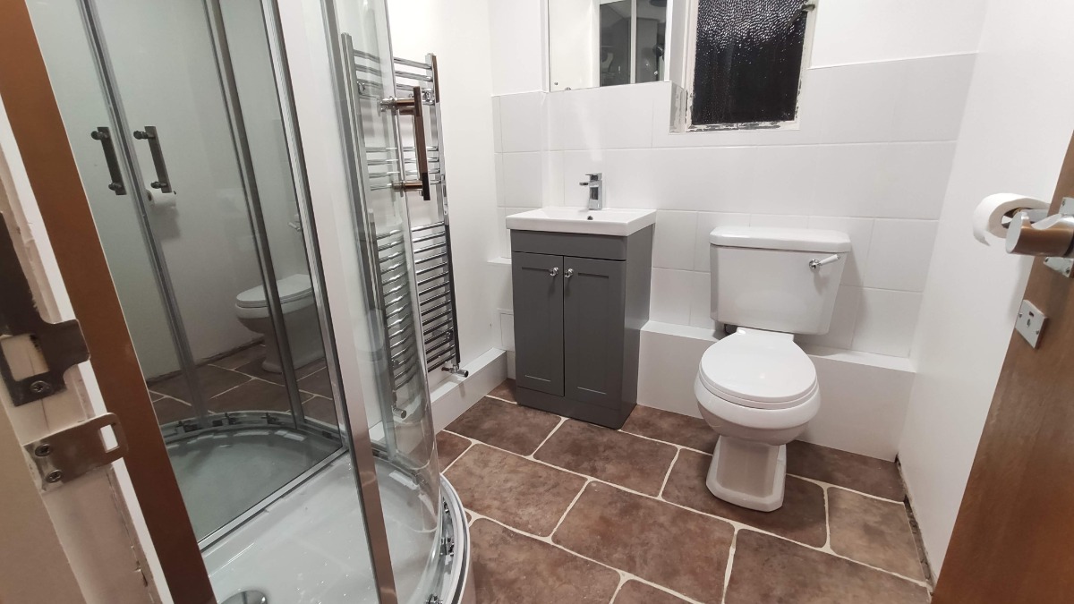 Bathroom Fitter: Image 9
