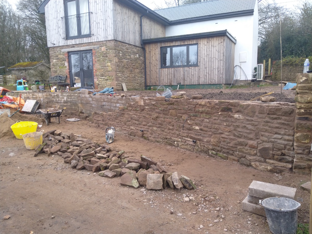 Builder: Image 1