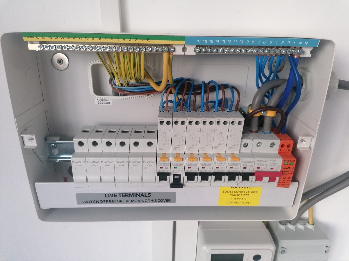 Electrician: Image 12