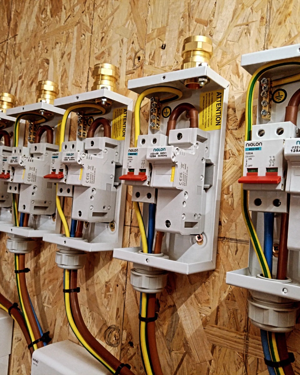 Electrician: Image 9