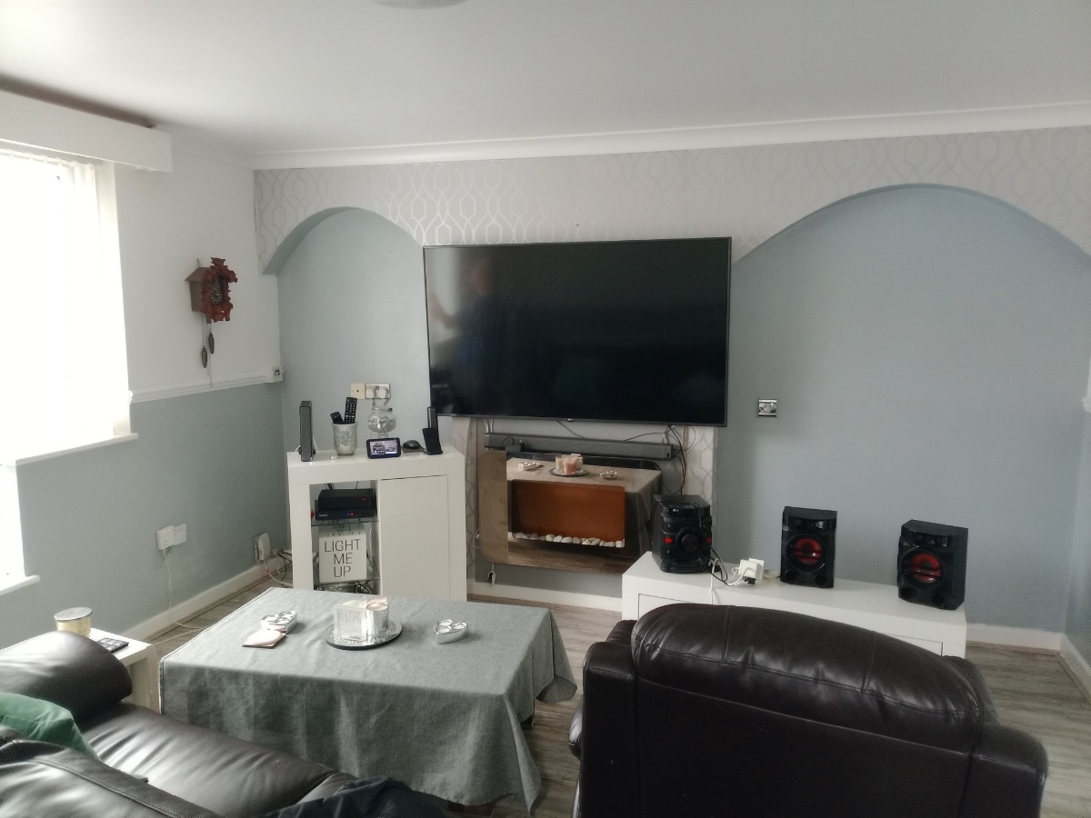 Painter and Decorator: Image 3
