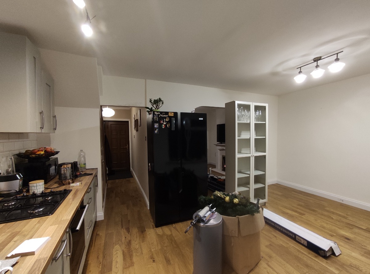 Painter and Decorator: Image 1