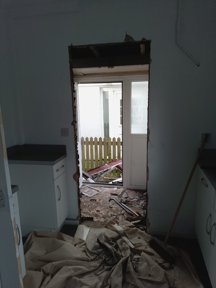 Carpenter and Joiner: Image 15