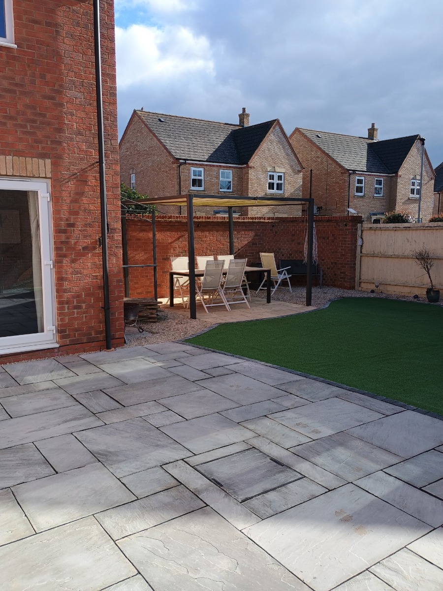 Landscaper: Image 2