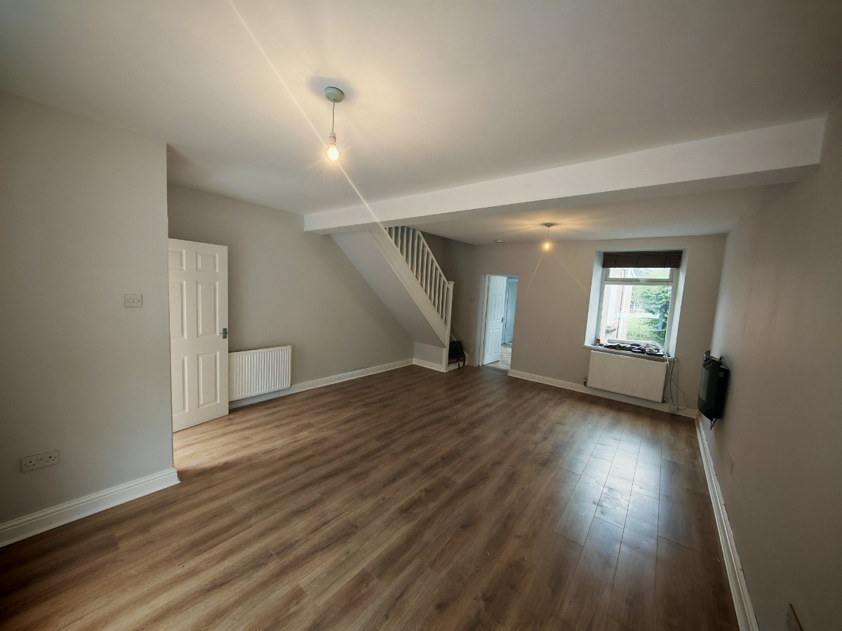 Painter and Decorator: Image 12