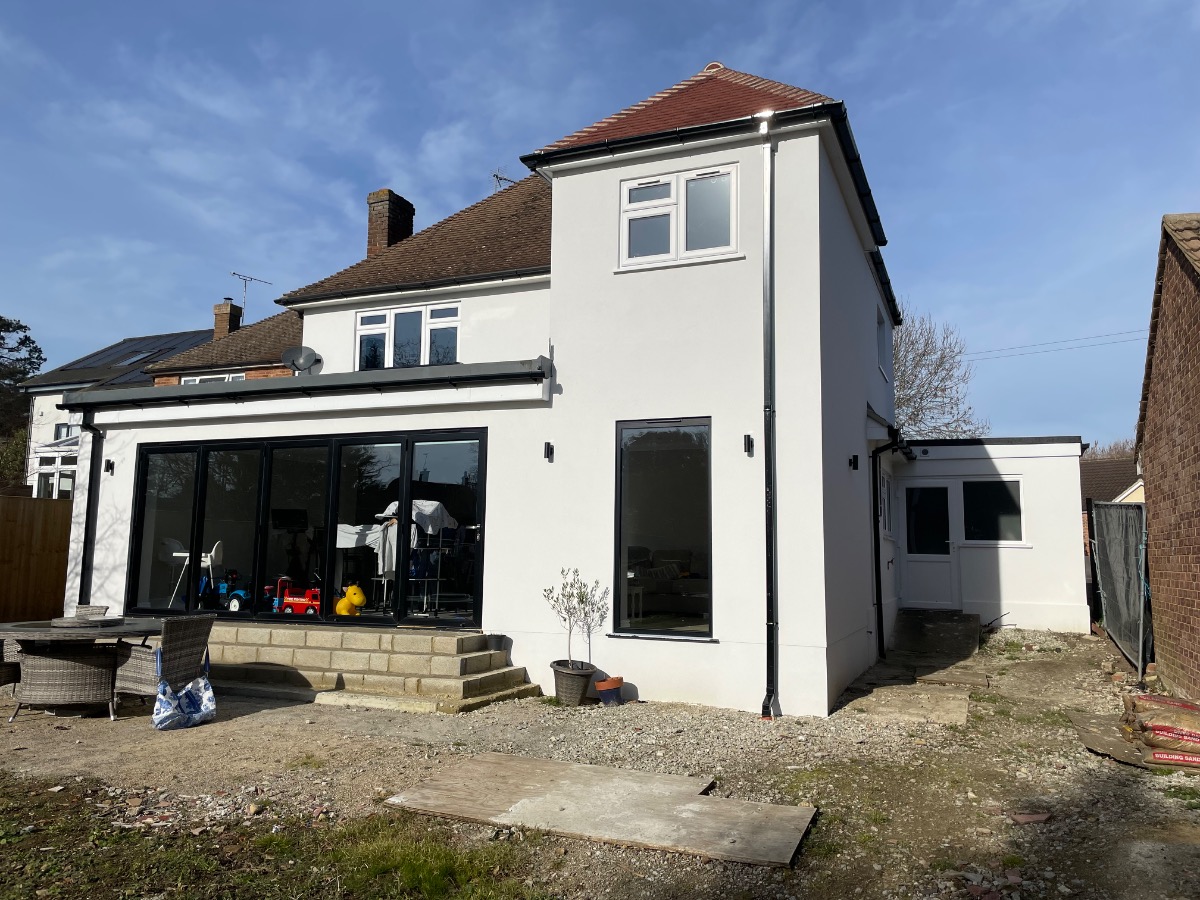 Builder: Image 7