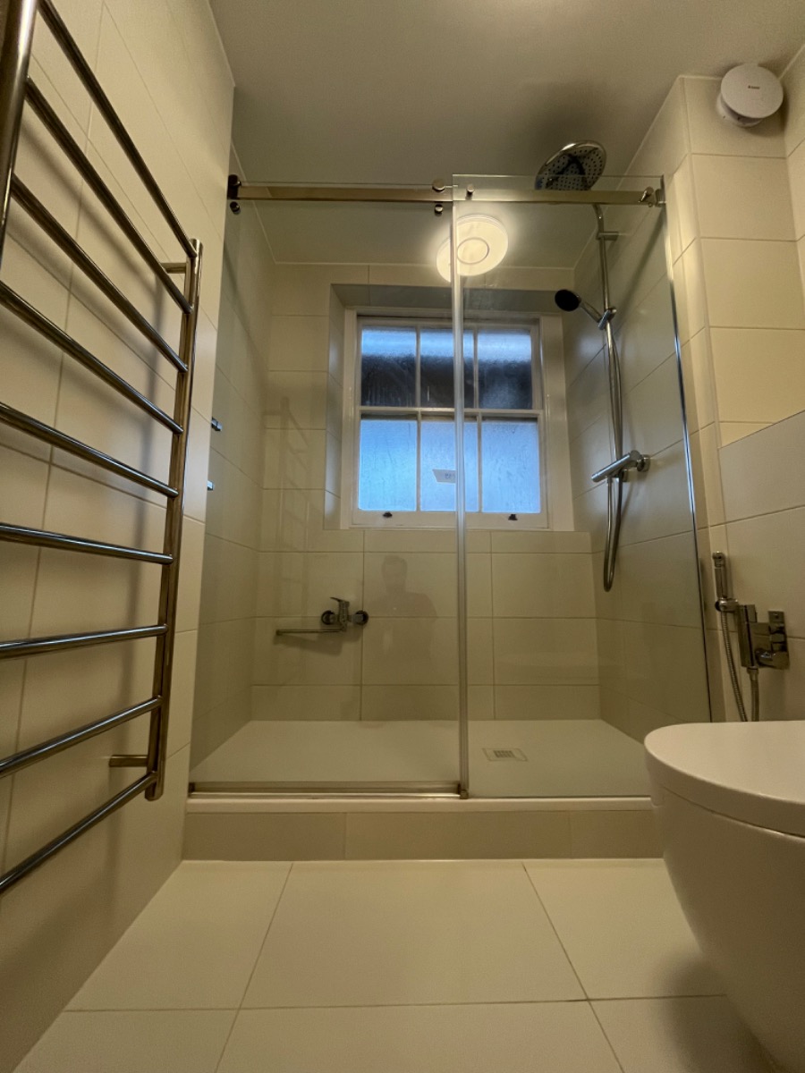 Bathroom Fitter: Image 10