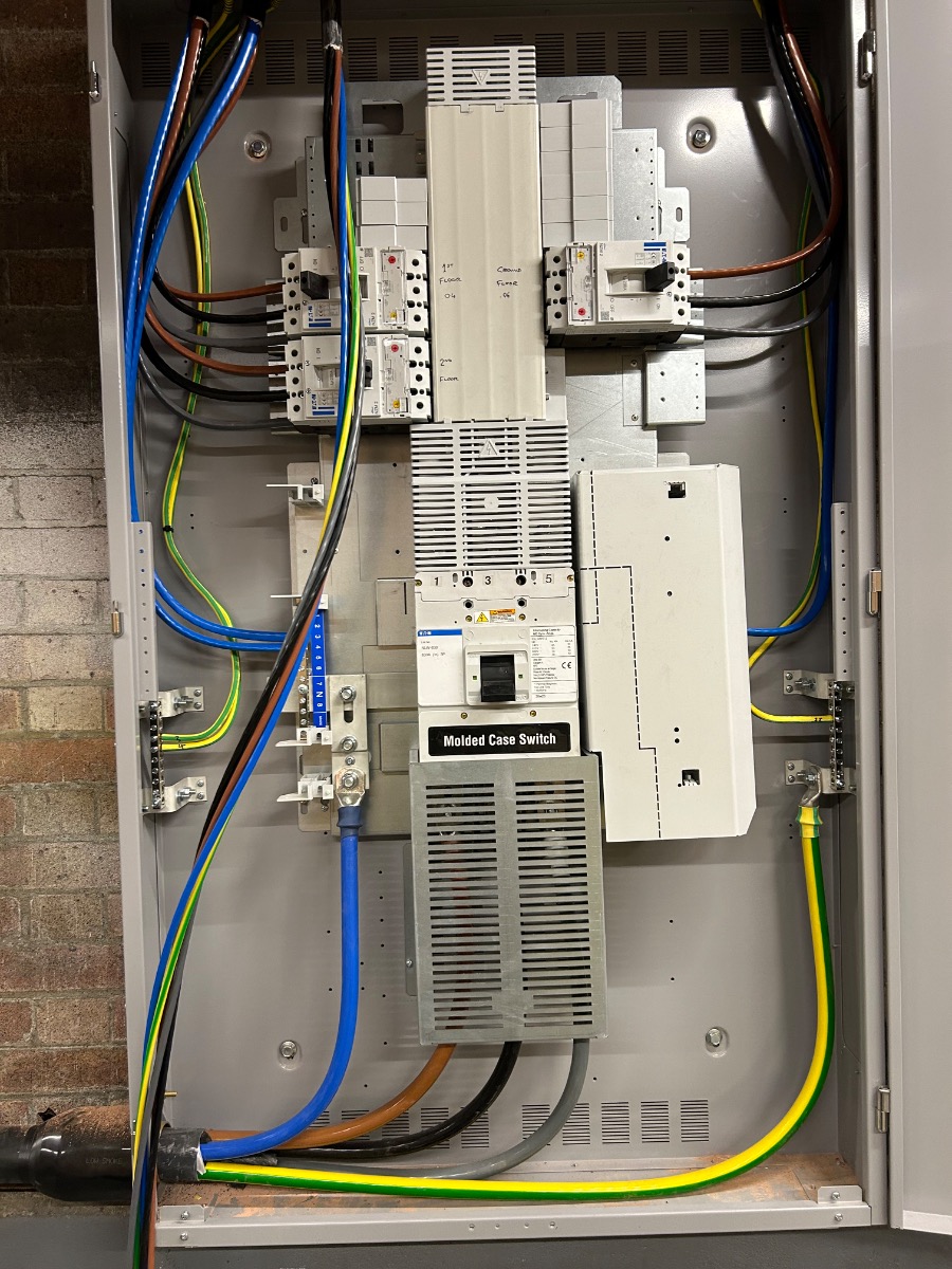 Electrician: Image 18
