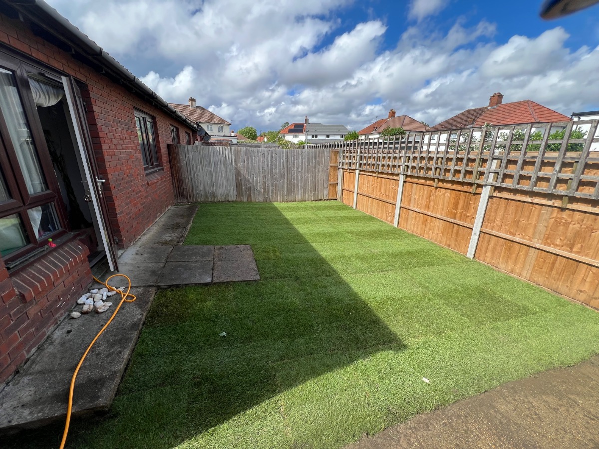 Landscaper: Image 1