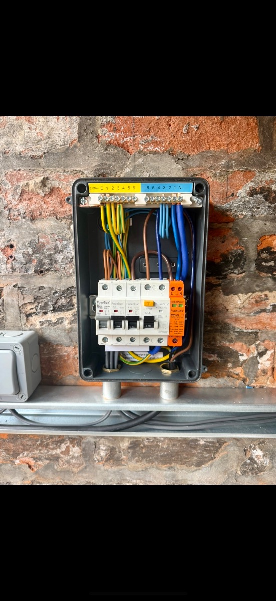 Electrician: Image 7