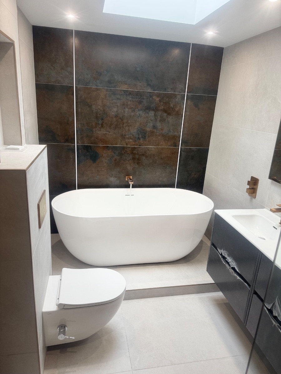 Bathroom Fitter: Image 2