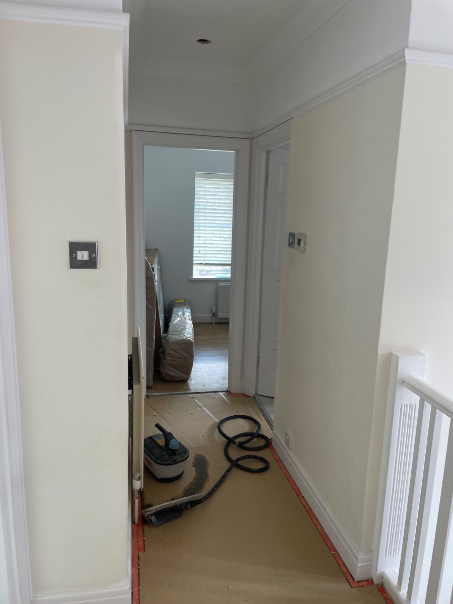 Painter and Decorator: Image 2