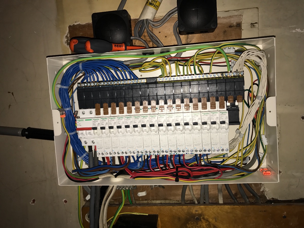Company: Image 12