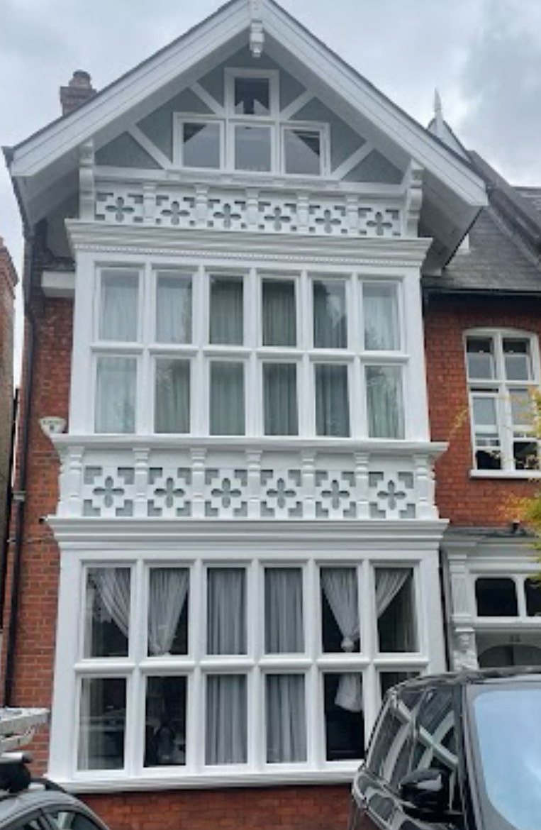 Painter and Decorator: Image 1