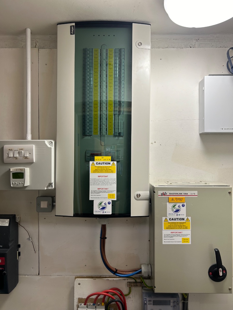 Electrician: Image 11