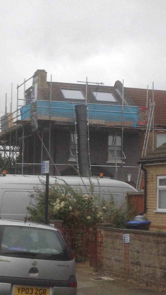 Builder: Image 1