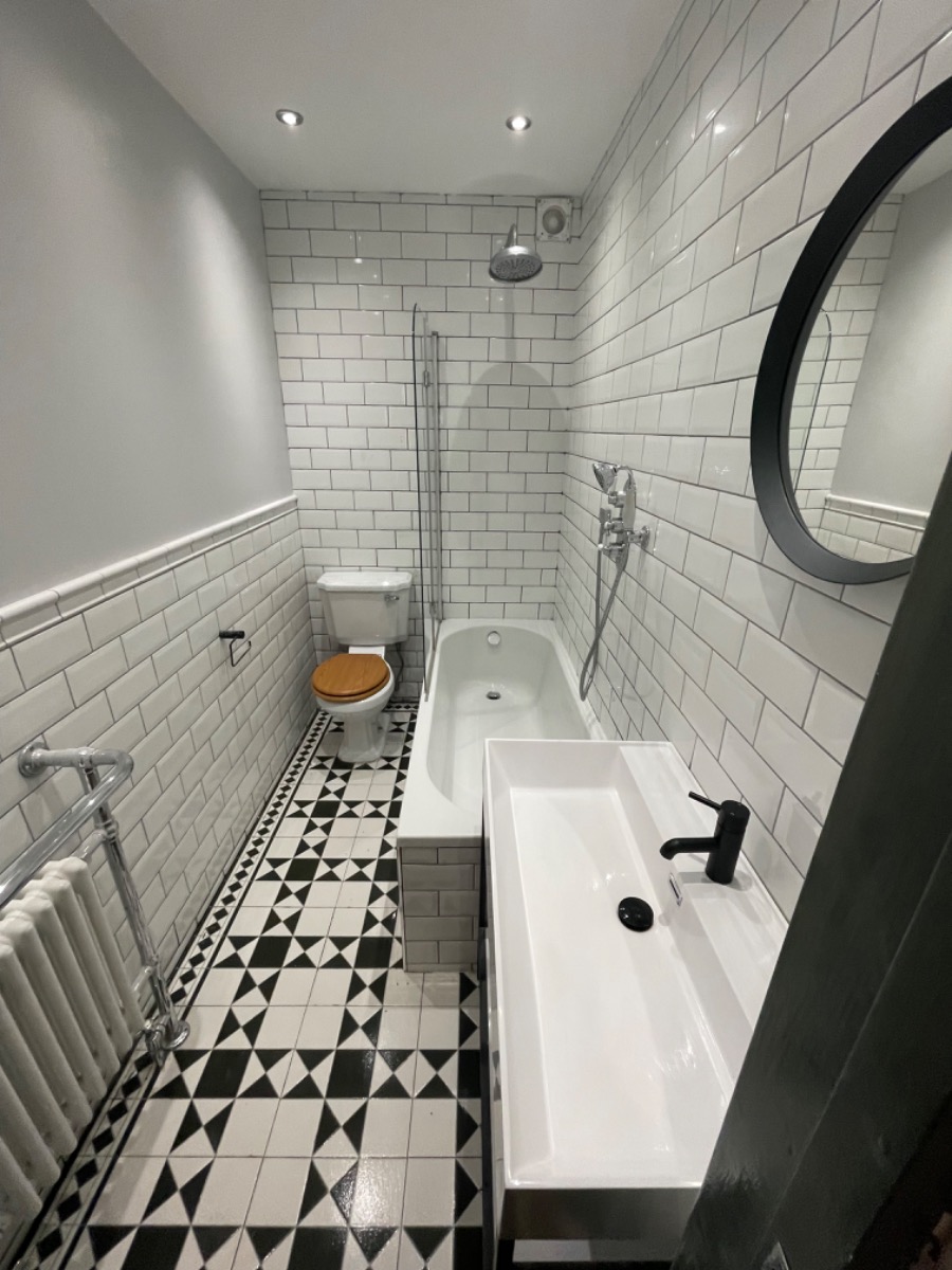 Bathroom Fitter: Image 3