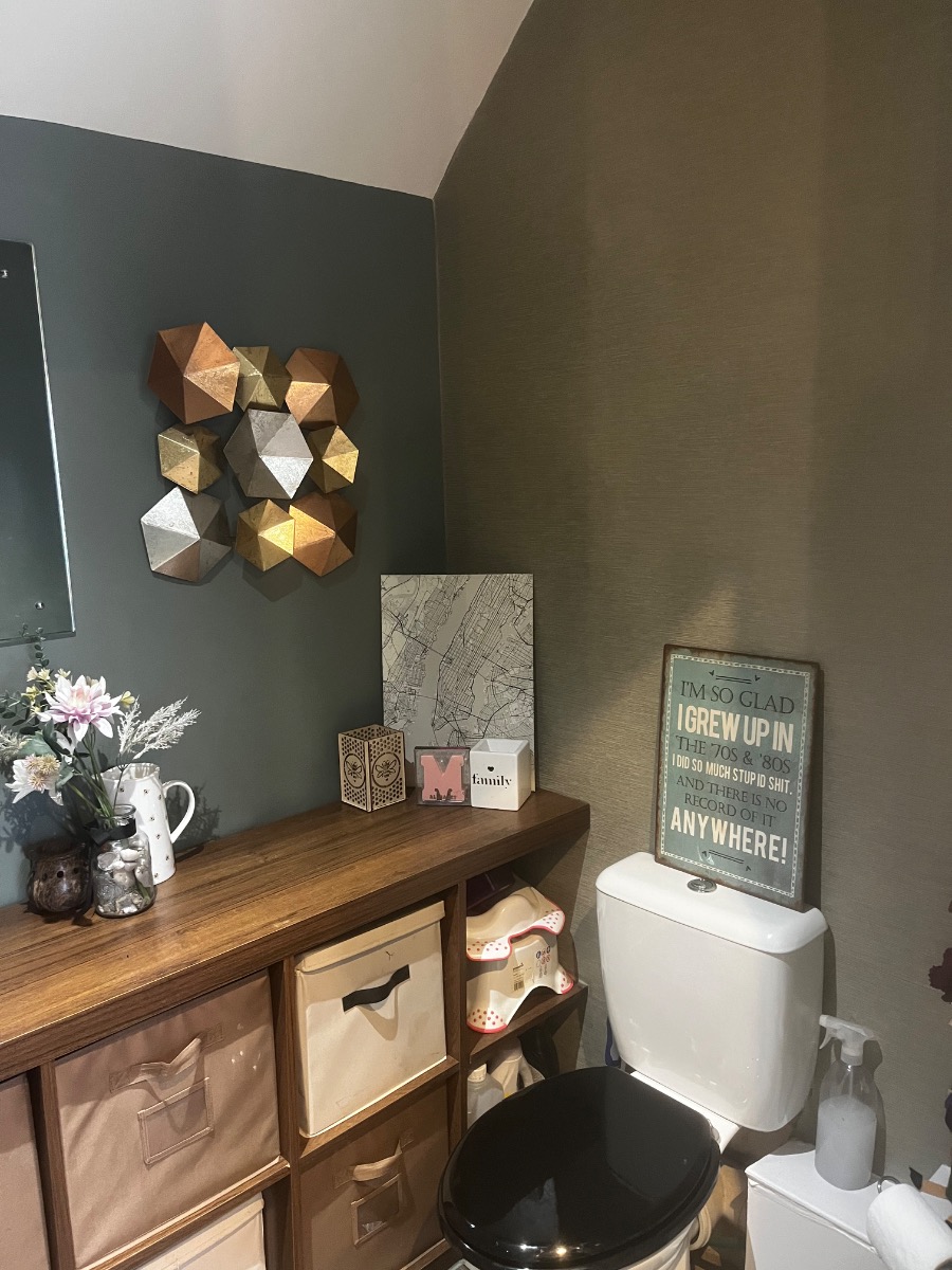 Painter and Decorator: Image 3