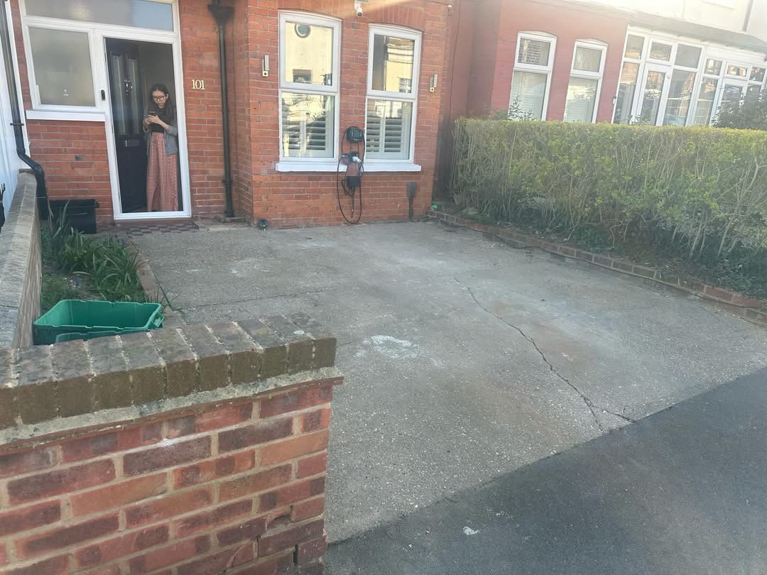 Builder: Image 22