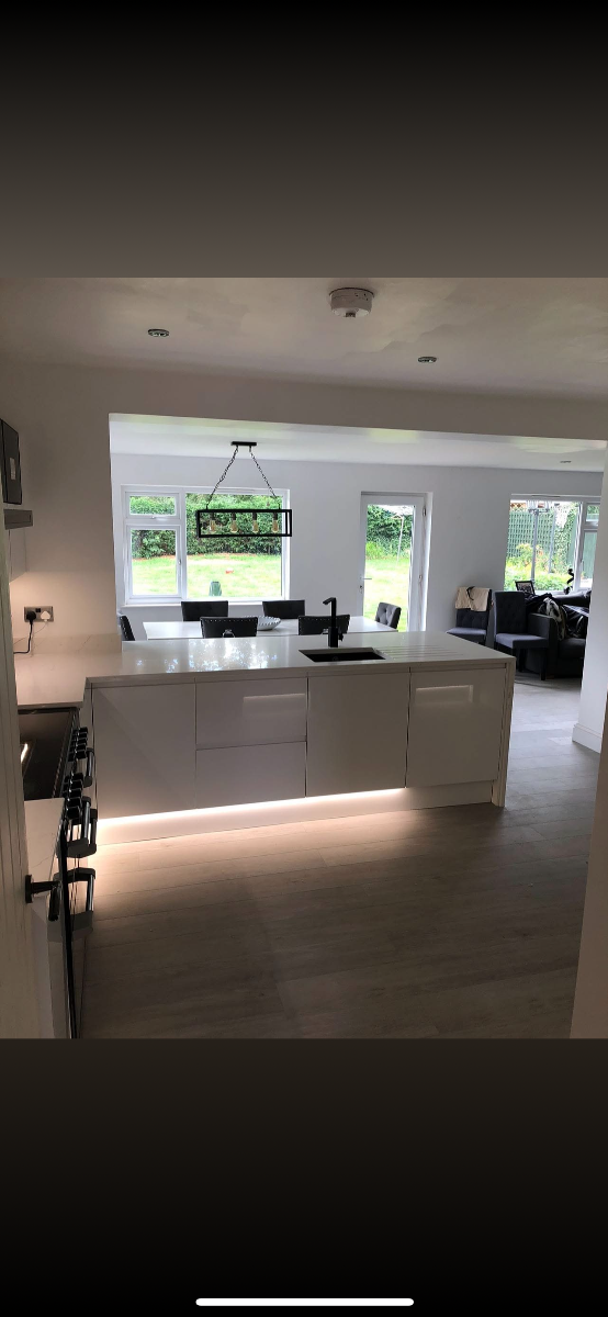 Builder: Image 3